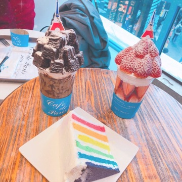 インスタ映えスイーツ 秋葉原 大阪のメイドカフェなら あっとほぉーむカフェ
