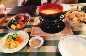 8 秋葉原 大阪のメイドカフェなら あっとほぉーむカフェ