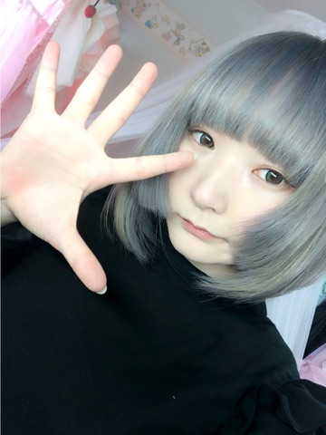 銀髪ショート 秋葉原 大阪のメイドカフェなら あっとほぉーむカフェ 銀髪ショート 秋葉原 大阪のメイドカフェなら あっとほぉーむカフェ
