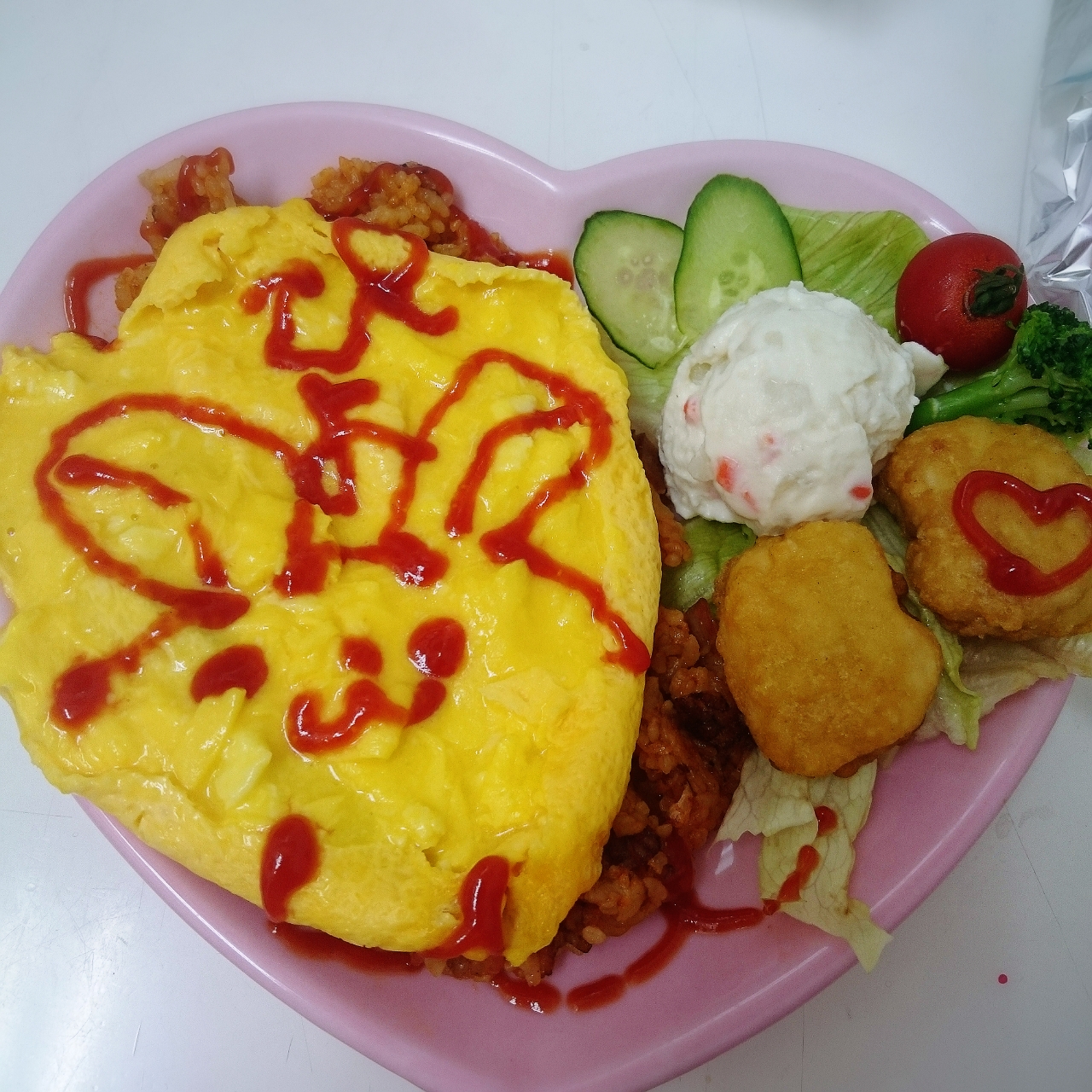 秋葉原・大阪・名古屋のメイドカフェなら【あっとほぉーむカフェ】