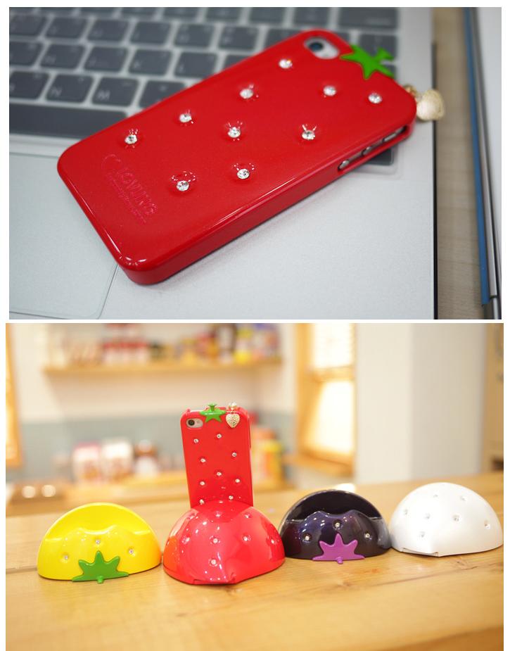 いちごのiphoneケース 秋葉原 大阪のメイドカフェなら あっとほぉーむカフェ