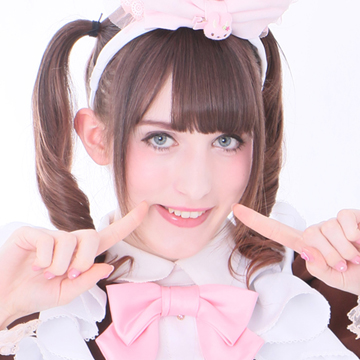 ハイちゃん Birthday Event キャハッ ラブリー17歳 ブイッ