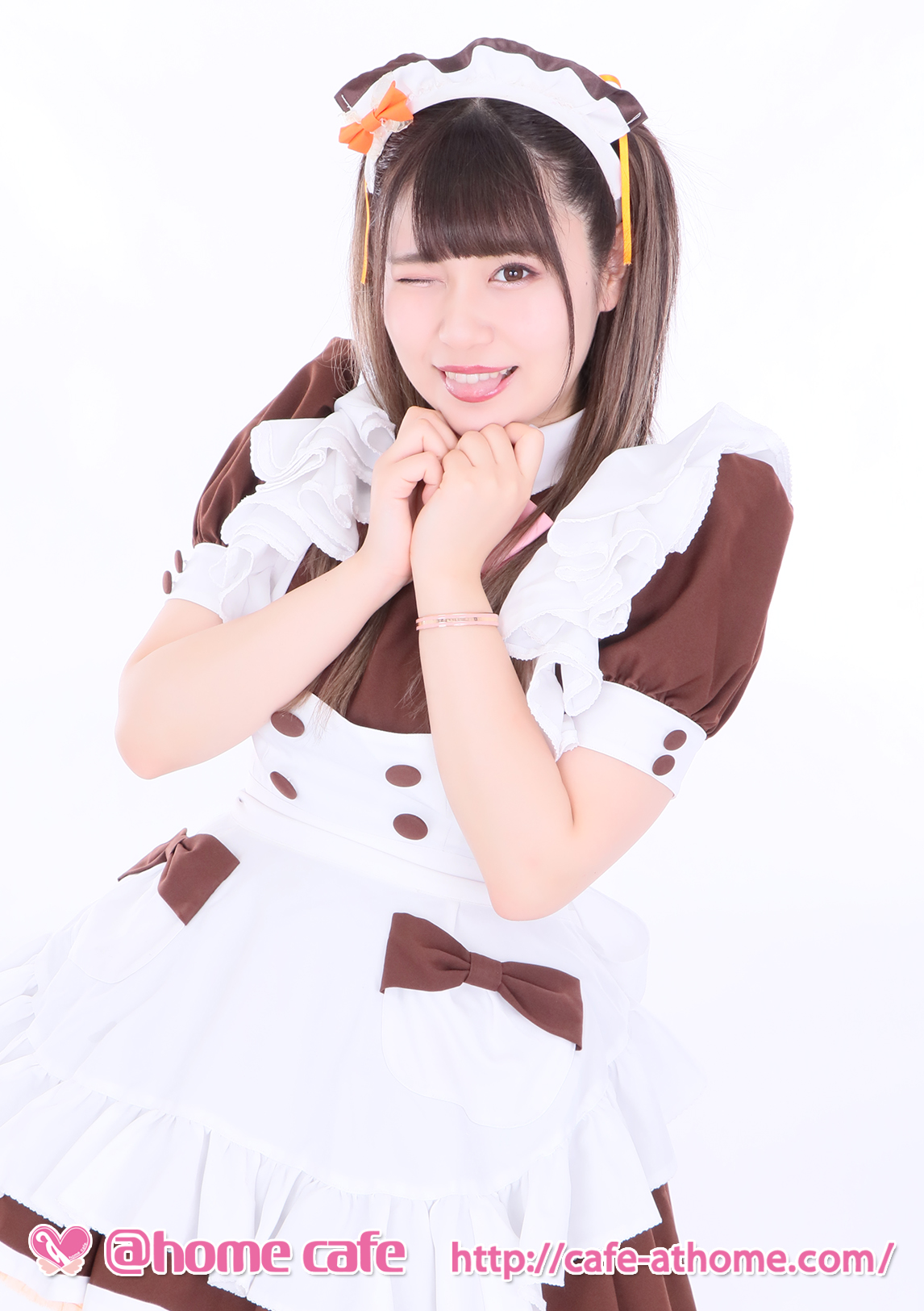 秋葉原新作ブロマイド メイド服 記念日衣装 発売 新商品情報 秋葉原 大阪のメイドカフェなら あっとほぉーむカフェ